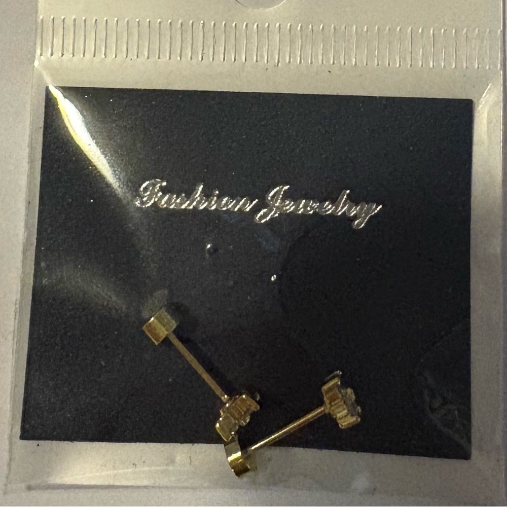 Screw Post Flower Gold Stud Earrings